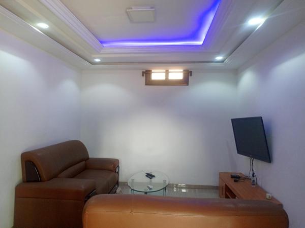 La photo montre l'objet Cool appartement à Lomé Agbalepedo situé dans la ville de Aogan.