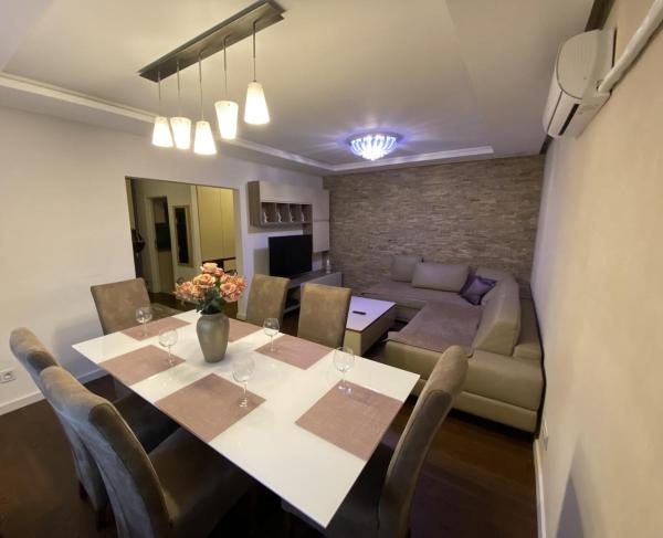 A la foto es mostra l'objecte Belgrade Apartment PetraLUX situat a la ciutat de Kumodraž.