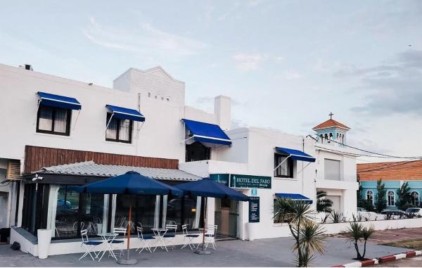 Na zdjęciu widoczny jest obiekt Nuevo Hotel del Faro Punta del este położony w mieście Punta del Este.