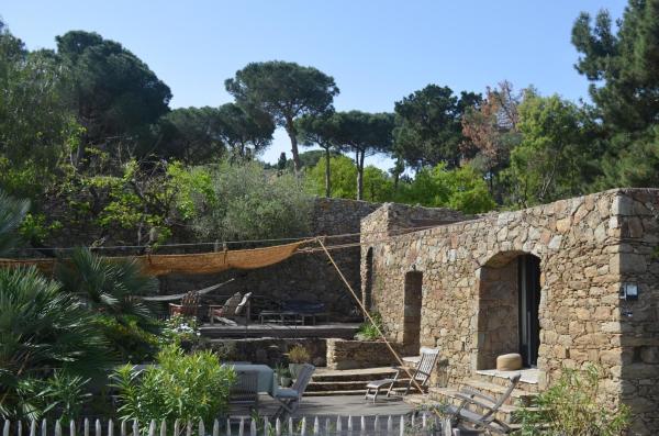 A la foto es mostra l'objecte BergerieMuratinca privacy piscine vue mer 16 pers - location du samedi au samedi situat a la ciutat de Corbara.