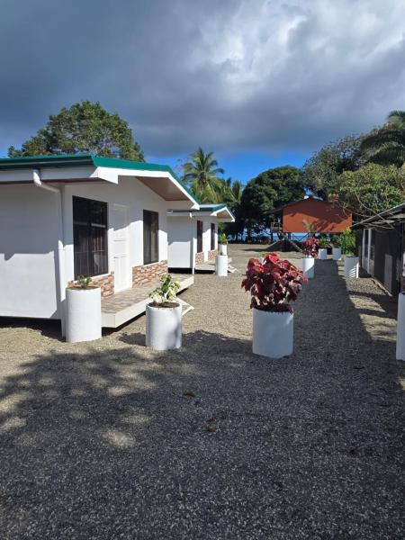 A la foto es mostra l'objecte Casa Trogon 2BDRM AC 50M to the Beach situat a la ciutat de Barrigones.