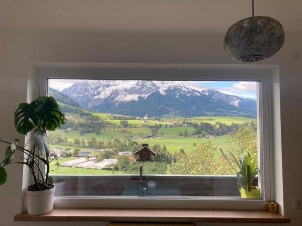 Na fotografii je vidět objekt Villa Hilda nacházející se ve městě Moosheim.