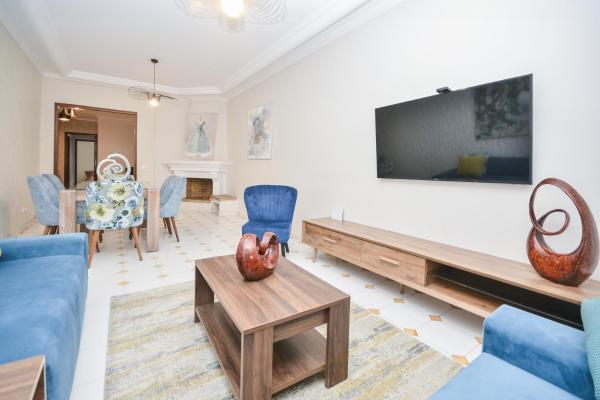 Cozy 2 BR Gauthier Oasis, Casablanca