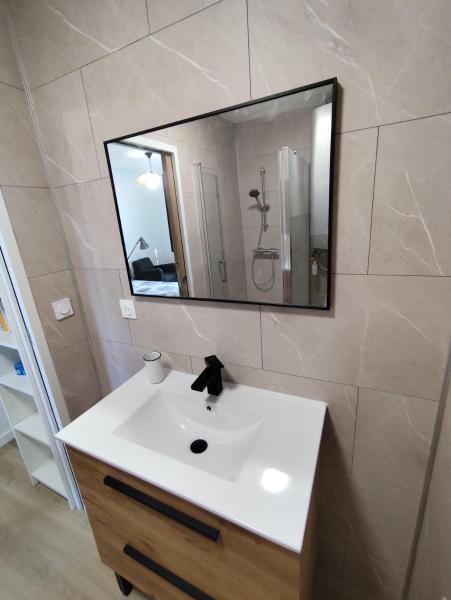 Fotografie 8: Studio with garden and pool, easy Nîmes access