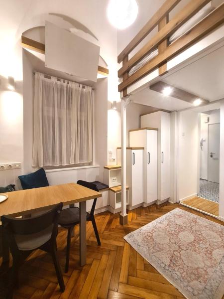 Courtyard Studio City Center, Любляна