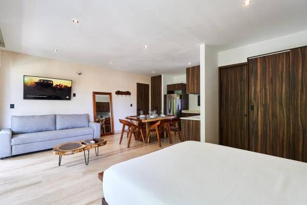 Na zdjęciu widoczny jest obiekt Tulum Escape – Stylish Pool, Gym & Parking położony w mieście Tulum.