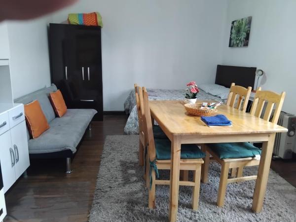 Billede 9: Nice studio in historic center with private bathroom and kitchen!