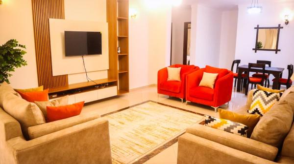Foto 4: Spacious & Quiet 2BR Apt with Wi-Fi Buwate Mall