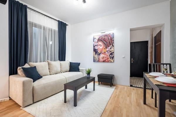 Sunny 2BR Roof Top Flat - Amazing Terrace, Bucarest