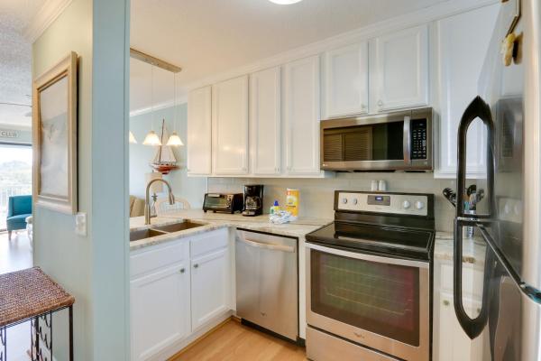 Bilde 9: Pool, Sauna and Beach Access Hilton Head Condo