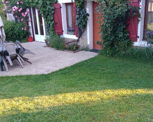 Nella foto è visibile l'oggetto Gîte des coussières situato nella città di Merlines.