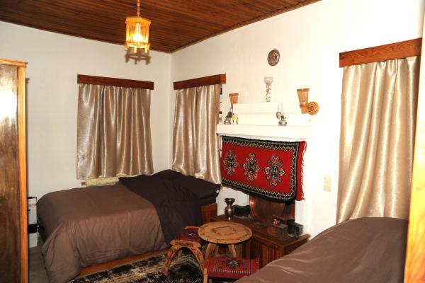 På billedet ses objektet Isidora House beliggende i byen Metsovo.