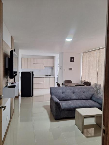 写真にはLa Linda市にあるApartment FL101が写っています。