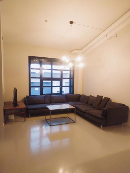 The photo shows the Room Near Airport #1 located in the city of Skjetten.