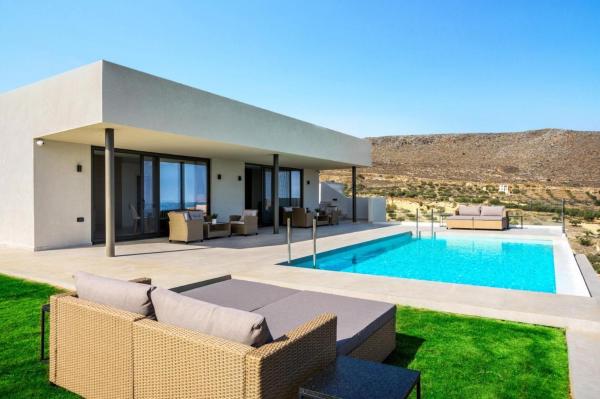 Nella foto è visibile l'oggetto Villa Kamelia with pool situato nella città di Gournes.