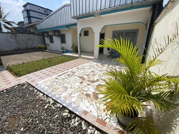 La-Villa-m Douala, Duala
