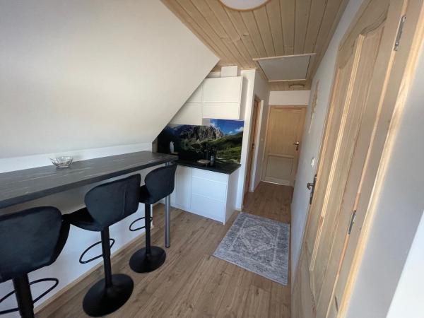 En la foto se muestra el objeto Apartament Maryna Pokoje Baciary ubicado en la ciudad de Ząb.