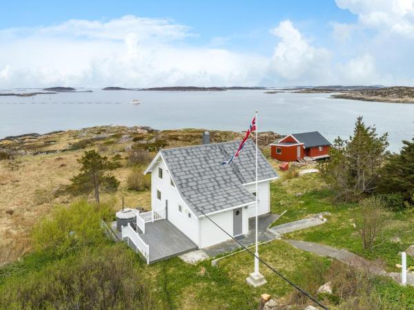 En la foto se muestra el objeto Idyllisk perle ved sjøen! ubicado en la ciudad de Kverva.