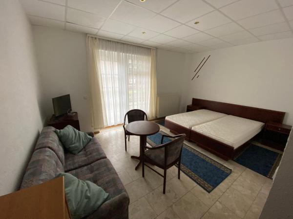 A la foto es mostra l'objecte Auf Feiningers Spuren durch das Mönchgut Doppelzimmer ohne Küche situat a la ciutat de Lobbe.