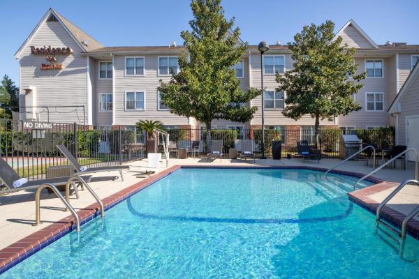 Στη φωτογραφία φαίνεται το αντικείμενο Residence Inn Houston Sugar Land/Stafford που βρίσκεται στην πόλη Stafford.