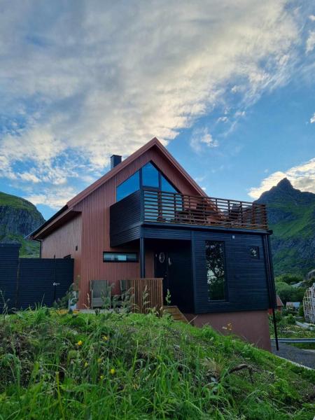 写真にはモスケネス市にあるVilla The high end of Lofoten- with SAUNAが写っています。
