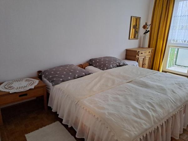 Na fotografii je vidět objekt Lokum u Krzysztofa nacházející se ve městě Krosno.