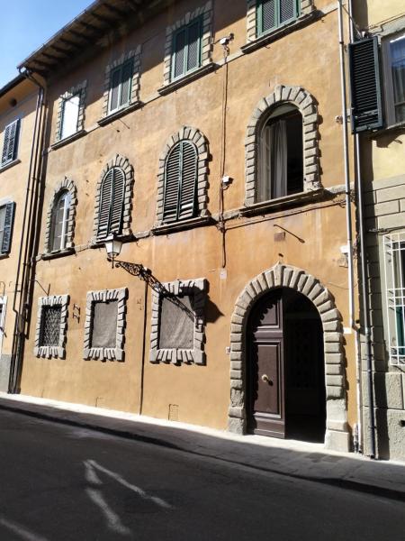 Palazzo Sosia, Pisa Centro Storico