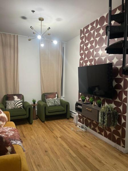 A la foto es mostra l'objecte 3br 3bath Duplex NY 23 mins situat a la ciutat de Hoboken.
