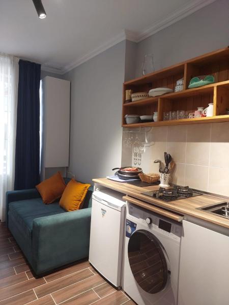A la foto es mostra l'objecte Sunny Valley apartment situat a la ciutat de Bakuriani.