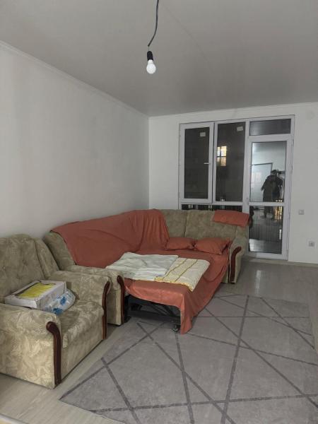 På billedet ses objektet Студия Alma City 4 beliggende i byen Pryamoy Put'.