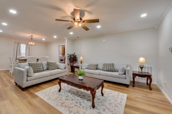 A la foto es mostra l'objecte Walking Distance to Casino Home in Westlake! situat a la ciutat de Westlake.