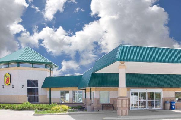 Zdjęcie 2: Super 8 by Wyndham Portage La Prairie MB