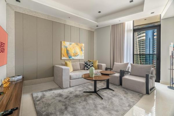 Na zdjęciu widoczny jest obiekt GuestReady - Burj Khalifa views from Nobles Tower położony w mieście Dubaj.