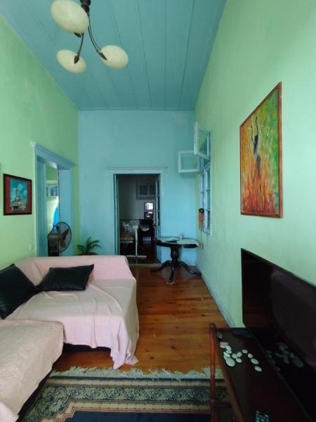 CuteStudio, Atenas