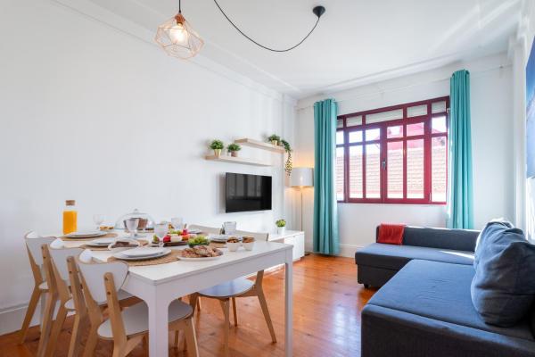 Foto 2: Host Wise - Spacious Comfortable Apartment - Balcony