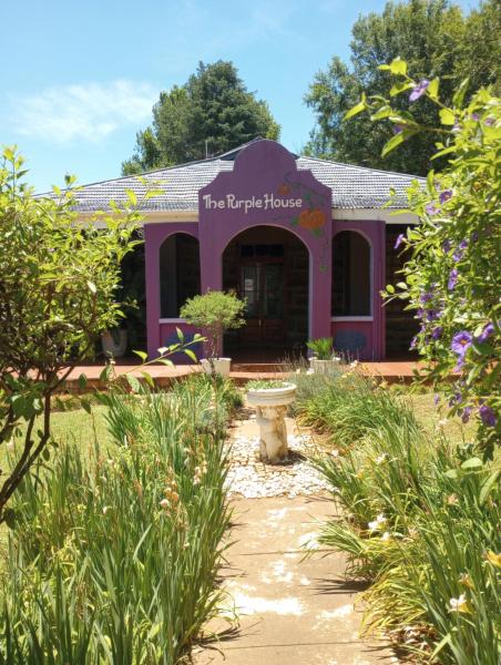 A la foto es mostra l'objecte Lilac Lodge situat a la ciutat de Winterton.