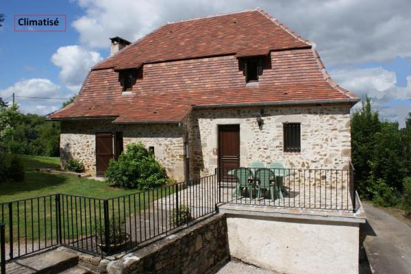 A la foto es mostra l'objecte La Maison de Jeanne situat a la ciutat de Altillac.