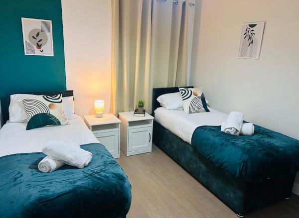 A la foto es mostra l'objecte Waterside Stay- 3 Bed House- Sleeps 5- Parking- Fast Wifi situat a la ciutat de Branston.