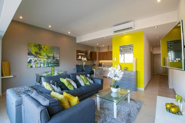 Fotografie 2: Featured on HGTV, Mountain Views, Rooftop Pool at Zenith in Old Town