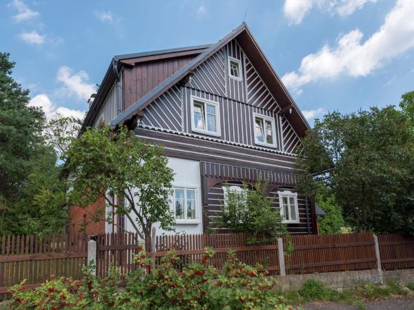 På billedet ses objektet Chalet in Liberec near Ski Resort Jested beliggende i byen Proseč.