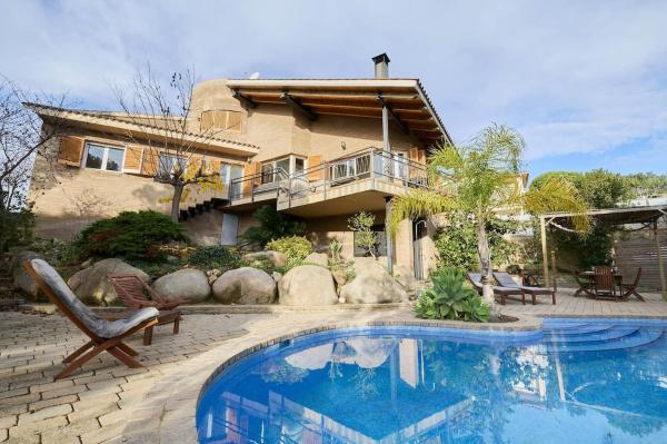Nella foto è visibile l'oggetto SeaHomes Vacations - Rustic Villa Escape situato nella città di Tordera.
