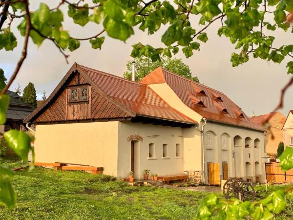 Na fotografii je vidět objekt Herberk # 7 - A Modest Countryside Building nacházející se ve městě Bořislav.