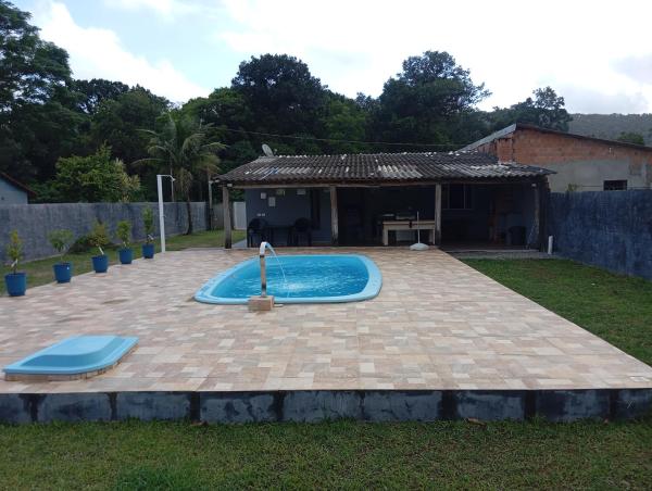 A la foto es mostra l'objecte Tô na praia situat a la ciutat de Matinhos.