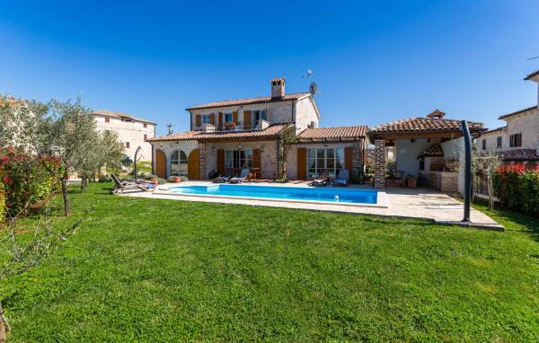 The photo shows the Stunning Home In Barat located in the city of Barat.