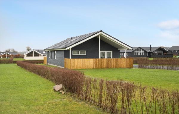 Auf dem Foto ist das Objekt Gorgeous Home In Bogense With Wifi in der Stadt Bogense zu sehen.