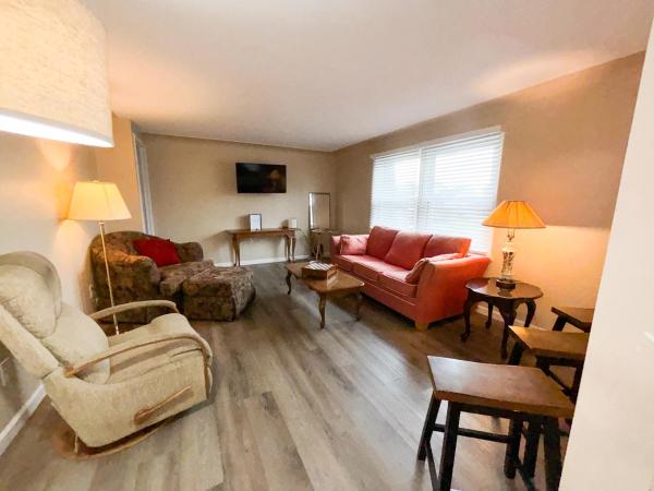 Photo 3 : 4 Bed, 2 Bath, Upper Flat