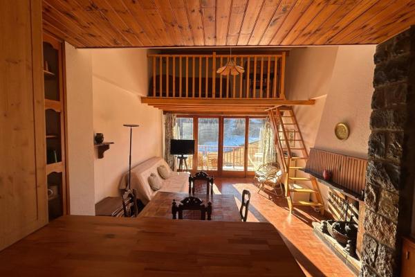 A la foto es mostra l'objecte 06CN 8-10 person apartment with terrace situat a la ciutat de Valberg.