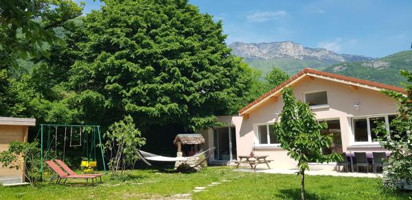 A la foto es mostra l'objecte Villa fabuleuse l'Envolée Gites de Calistane situat a la ciutat de Le Bourgeat.