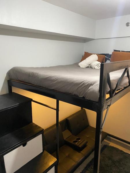 Foto 3: Spacious studio at fairview quezon with VERY FAST WIFI infront of SM