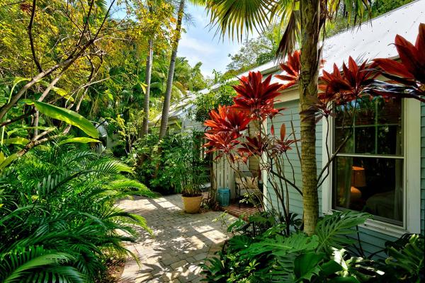 Tranquility On Ann Street - Key West, FL
